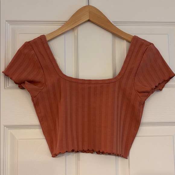Offline by Aerie OG Groove Crop Top in Tea Rose, size Small, NWT - Picture 4 of 9